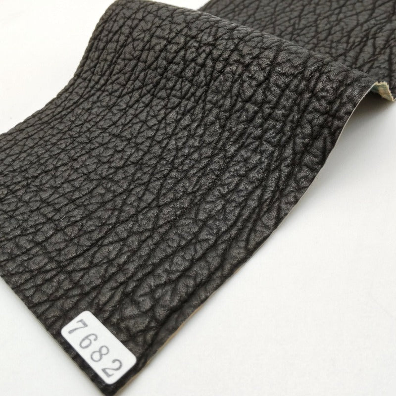 サメ革【33×11cm/0.9mm】ブラック/マット/Sランク/s7682