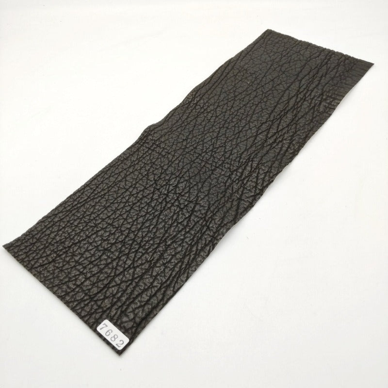 サメ革【33×11cm/0.9mm】ブラック/マット/Sランク/s7682
