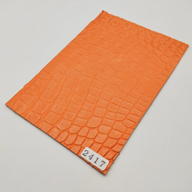 ワニ革/ナイルクロコ【ハガキ/1.3mm】オレンジ/ツヤ中/Sランク/w2417