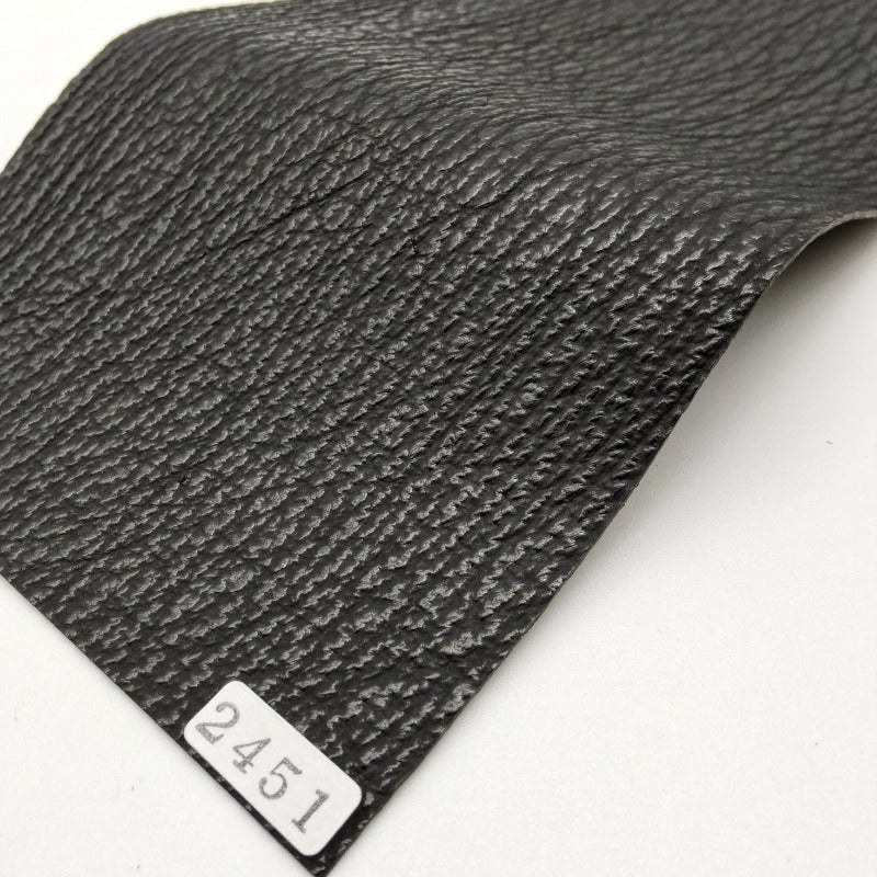 サメ革【33×11cm/0.8mm】ブラック/ツヤ中/Sランク/s2451