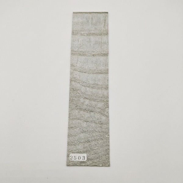 ワニ革/クロコダイル【5×21cm/1.3mm】パールホワイト/Sランク/w2503
