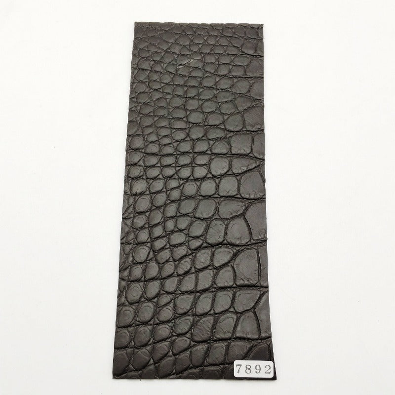 ワニ革/クロコダイル【8×21cm/1.4mm】墨色/ツヤ弱/Bランク/w7892