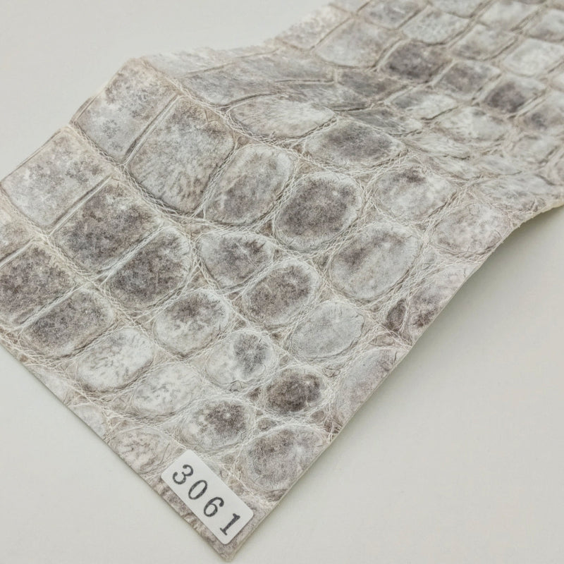 ワニ革/ナイルクロコ【33×11cm/1.4mm】ヒマラヤ/Aランク/w3061
