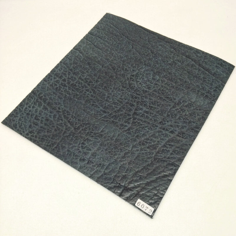 アザラシ革【24×22cm/2.7mm】ダークマリン/ツヤ中/Aランク/a6072