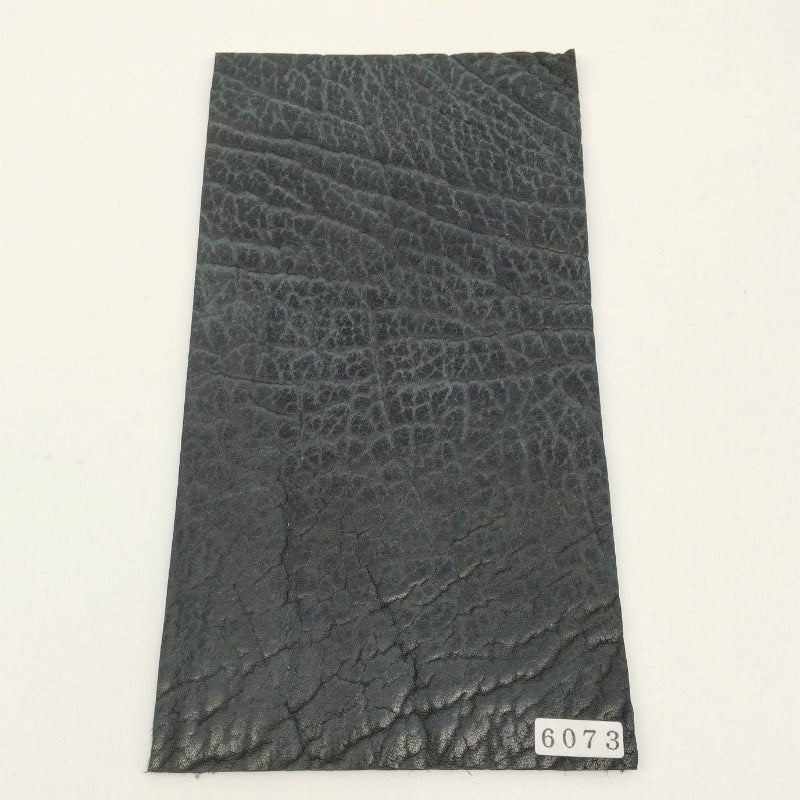 アザラシ革【11×21cm/2.7mm】ダークマリン/ツヤ中/Aランク/a6073