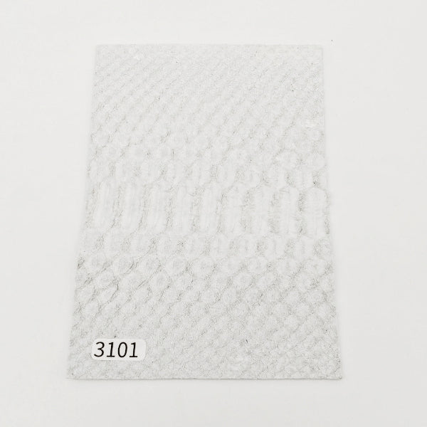 ヘビ革/Dパイソン【ハガキ/0.9mm】ホワイト/ツヤ弱/背割/Sランク/h3101