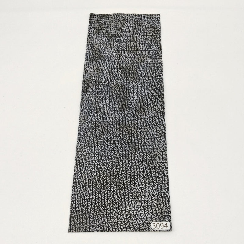 サメ革【33×11cm/0.8mm】白×黒グラデーション/Sランク/s3094