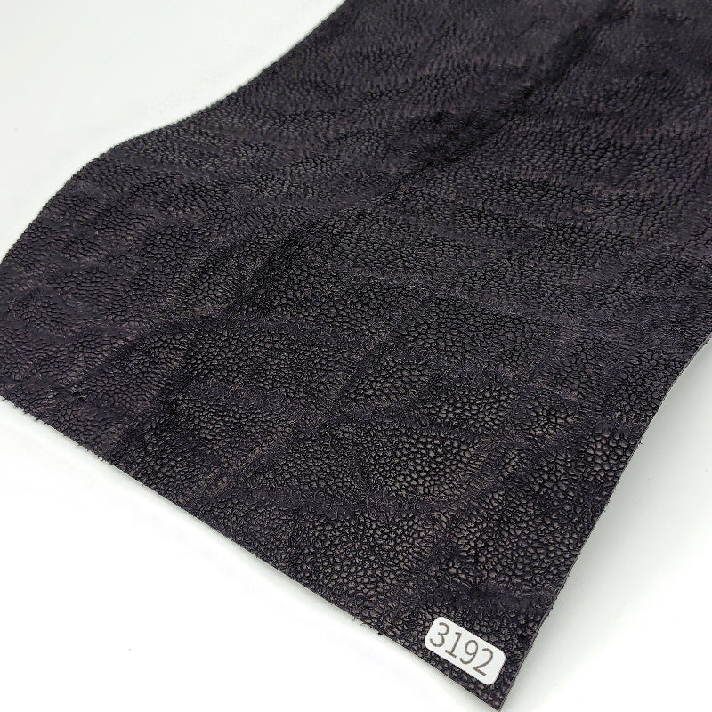 ゾウ革【A4/2.3mm】ブラック/ツヤ弱/Aランク/z3192