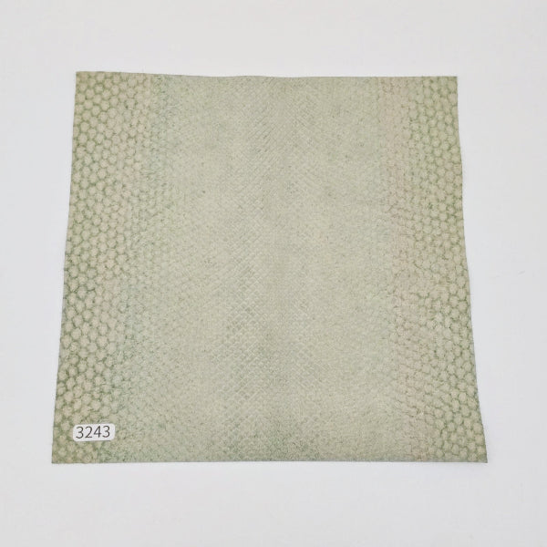 ヘビ革/ボア【21×21cm/0.3mm】デニム調ペールホワイト/Aランク/h3243