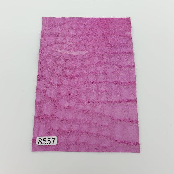 ワニ革/ナイルクロコ【ハガキ/0.9mm】ラズベリー/ツヤ強/Sランク/w8557