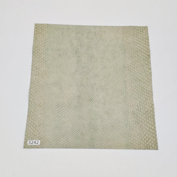 ヘビ革/ボア【24×22cm/0.4mm】デニム調ペールホワイト/Sランク/h3242