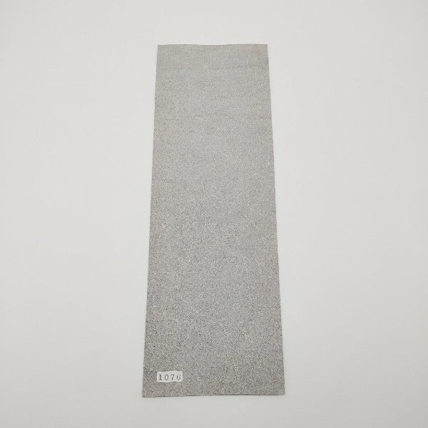ゾウ革【33×11cm/0.9mm】グレー/ツヤ中/Aランク/1076