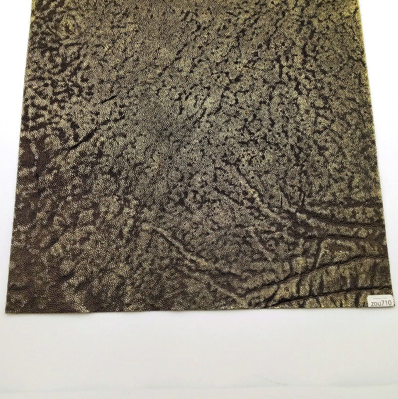 ゾウ革【A3/1.4mm】黒×金/アンティーク仕上げ/Aランク/zou710