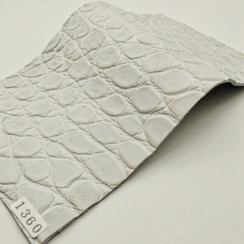 ワニ革/クロコダイル【11×21cm/2.0mm】染色用下地革/ハギレ付/Aランク/w1360