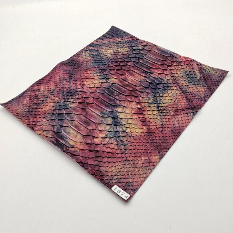 ヘビ革/Dパイソン【24×22cm/0.6mm】絞り染め/薄茶えんじ濃緑/Sランク/h1674