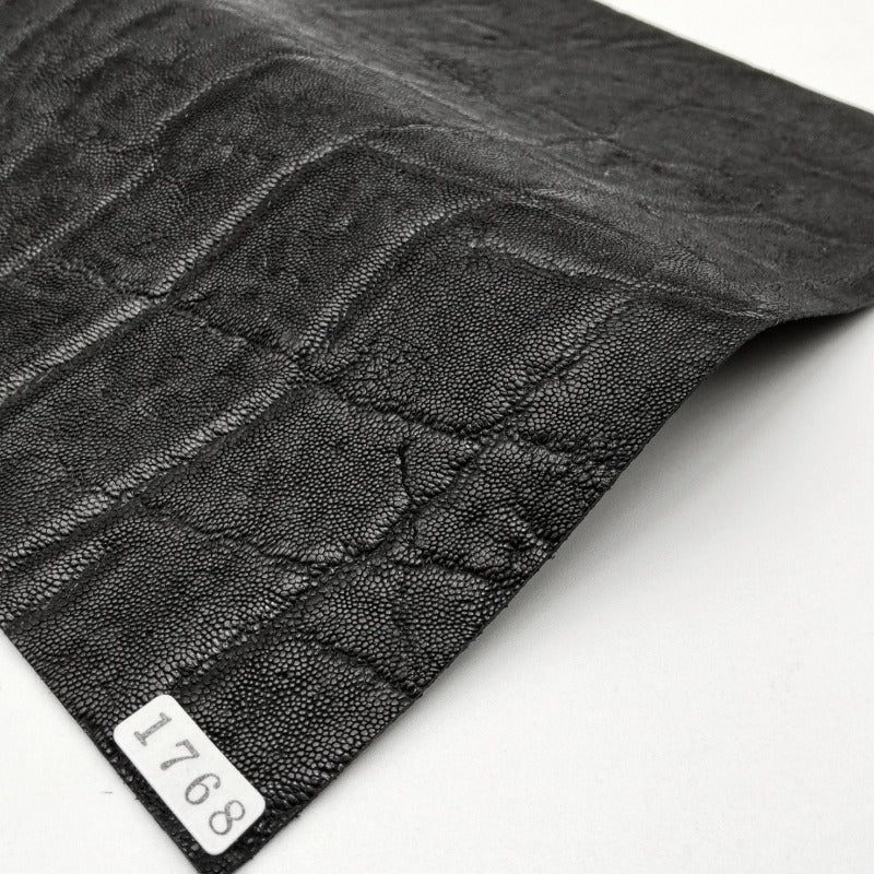 ゾウ革【21×21cm/1.1mm】ブラック/ツヤあり/Sランク/z1768