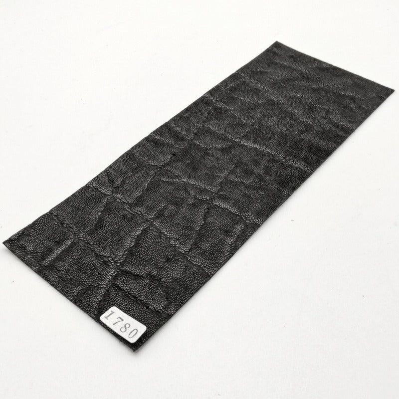 ゾウ革【8×21cm/1.1mm】ブラック/ツヤあり/Sランク/z1780