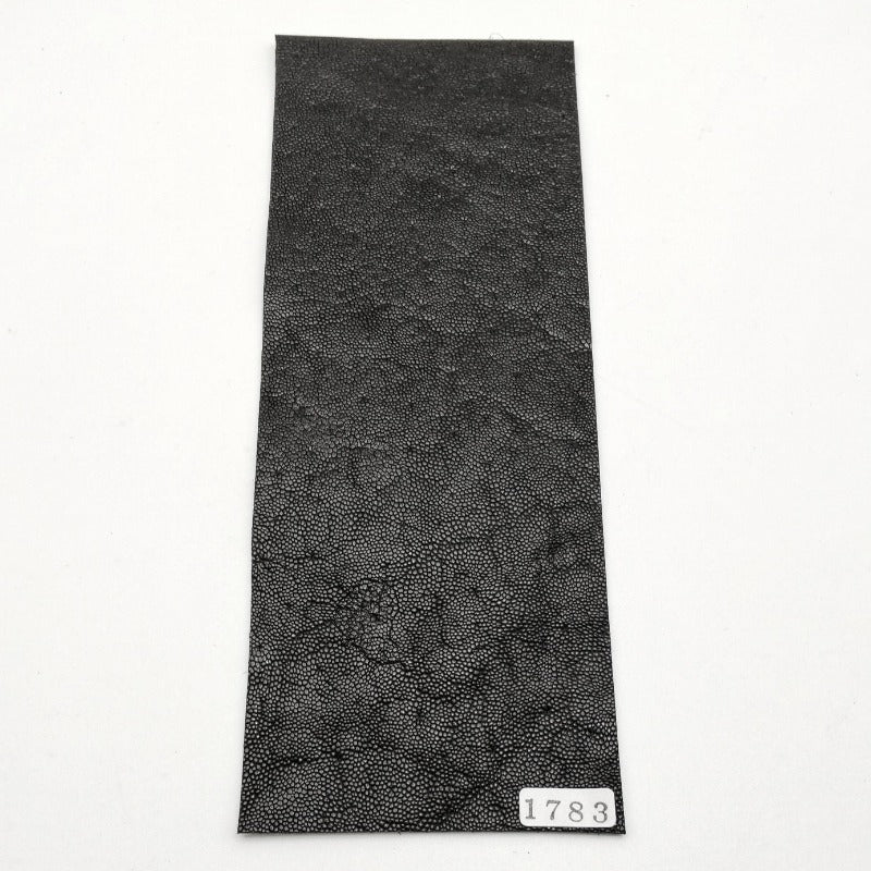 ゾウ革【8×21cm/1.1mm】ブラック/ツヤあり/Aランク/z1783