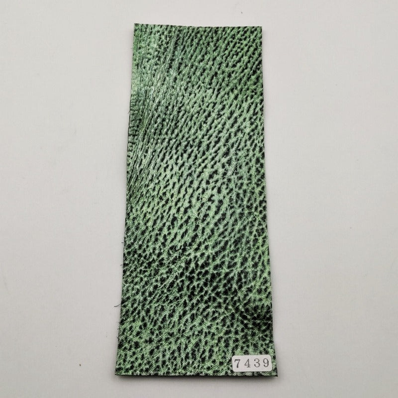 サメ革【8×21cm/1.7mm】クリスタルグリーン/ツヤ強/Sランク/s7439