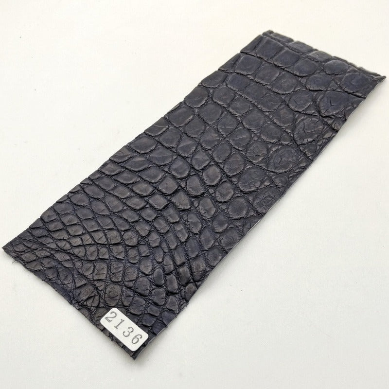 ワニ革/ナイルクロコ【8×21cm/1.4mm】ネイビー/ツヤ中/Aランク/w2136
