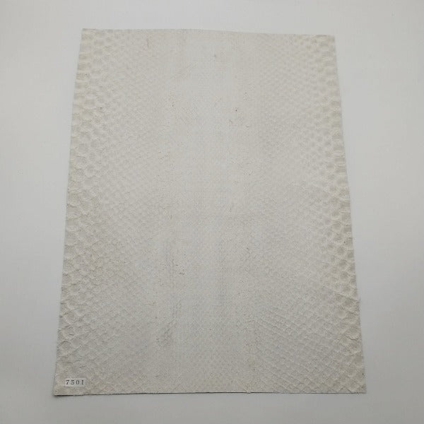 ヘビ革/Dパイソン【A3/0.5mm】白×黒/ツヤ強/Sランク/h7501