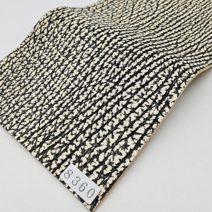 サメ革【11×21cm/1.8mm】バニラ谷黒/Sランク/s8360