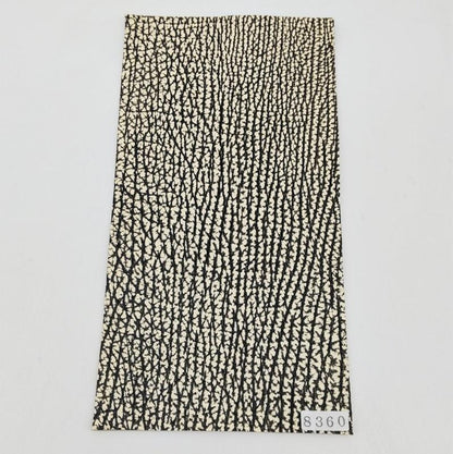 サメ革【11×21cm/1.8mm】バニラ谷黒/Sランク/s8360