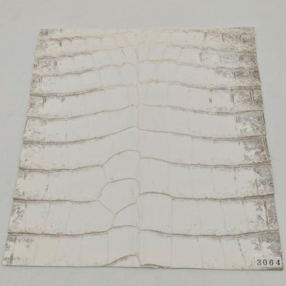 ワニ革/ナイルクロコ【24×22cm/1.4mm】ヒマラヤ/特Cランク/w3064