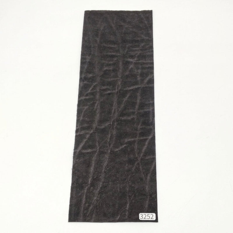 ゾウ革【33×11cm/0.6~0.7mm】ブラック/マット/Aランク/z3252