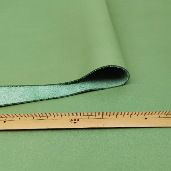 レザークラフト材料の激安牛革、牛革を通販と実店舗で販売 – レザー