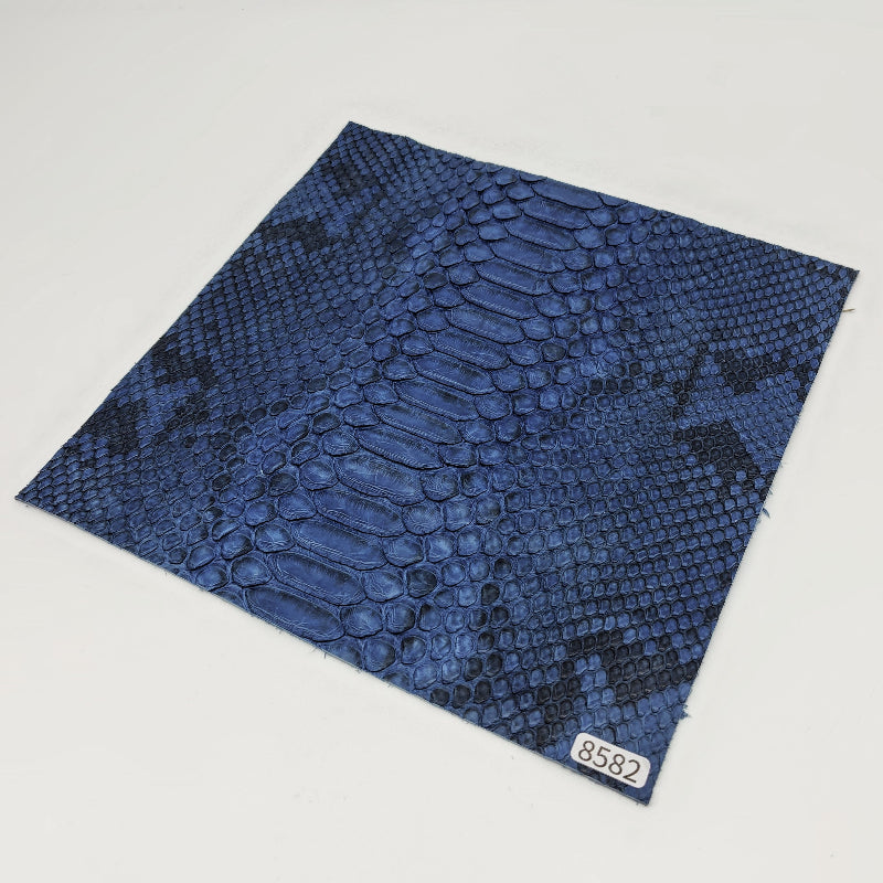 ヘビ革/Dパイソン【21×21cm/1.0mm】天然藍染/Sランク/h8582