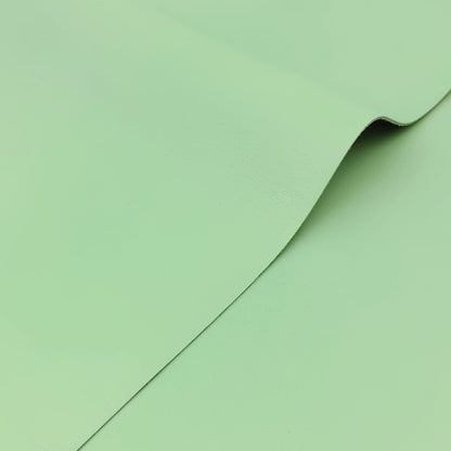 牛革【大ハギレ合計20デシ/1.3mm】アイスグリーン/gt-261