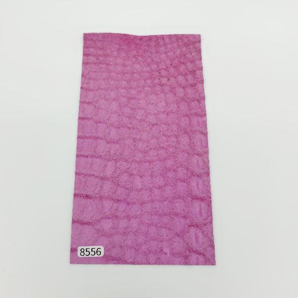 ワニ革/ナイルクロコ【11×21cm/0.9mm】ラズベリー/ツヤ強/Sランク/w8556