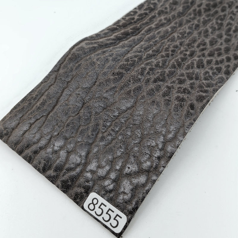 アザラシ革【8×21cm/2.9mm】グレー/ツヤ中/Aランク/a8555