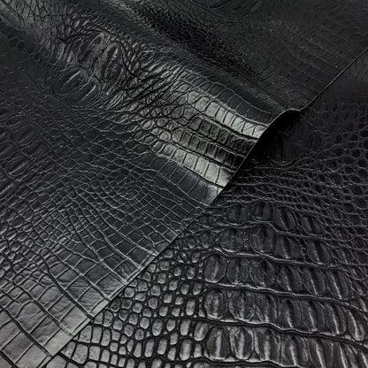 牛革【大ハギレ1枚20デシ/1.4mm】ブラック/クロコ型押/gt-232