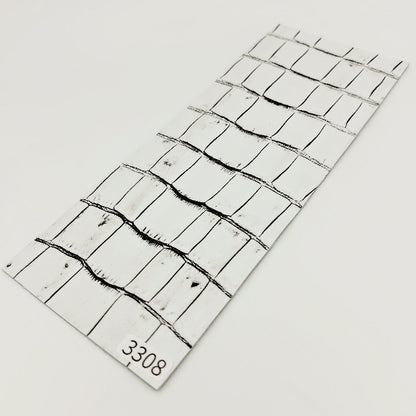 ワニ革/クロコダイル【8×21cm/1.2mm】谷黒ホワイト/Cランク/w3308