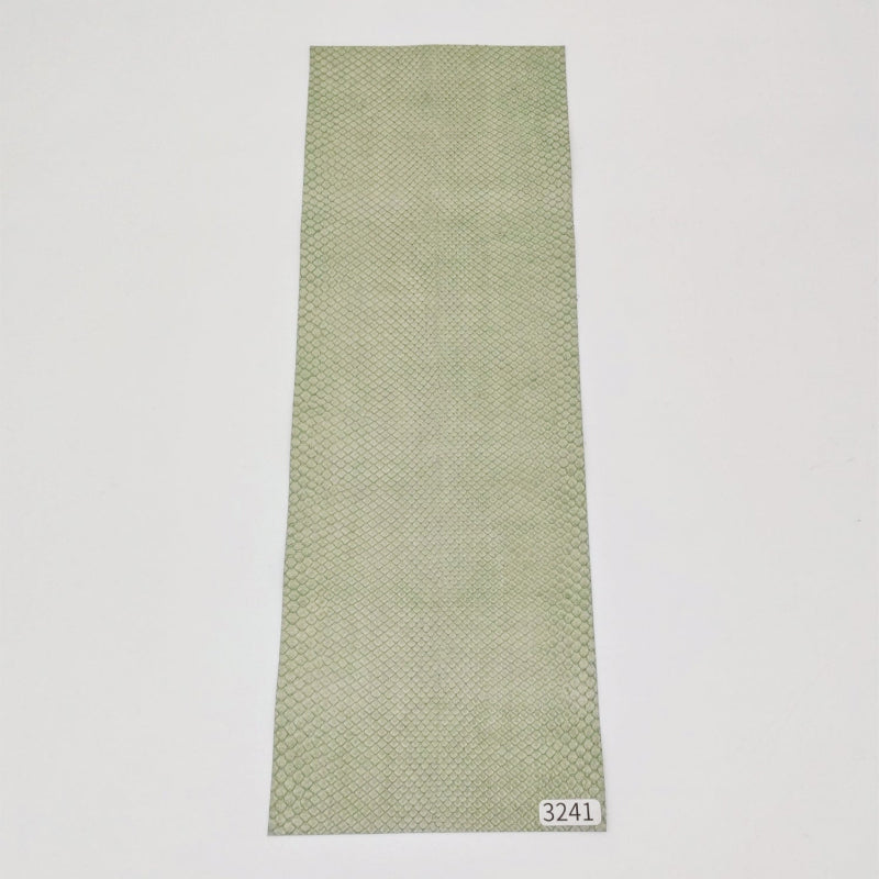 ヘビ革/ボア【33×11cm/0.4mm】デニム調ペールホワイト/Aランク/h3241