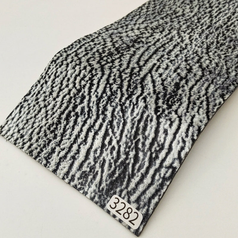 サメ革【11×21cm/1.8mm】クリスタルシルバー/Sランク/s3282