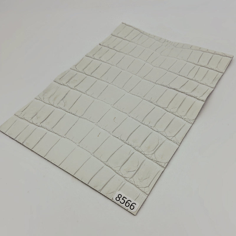 ワニ革/ナイルクロコ【A5/1.5mm】染色用下地革/ハギレ付/Aランク/w8566