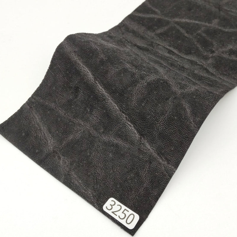 ゾウ革【33×11cm/0.7~0.8mm】ブラック/マット/Sランク/z3250