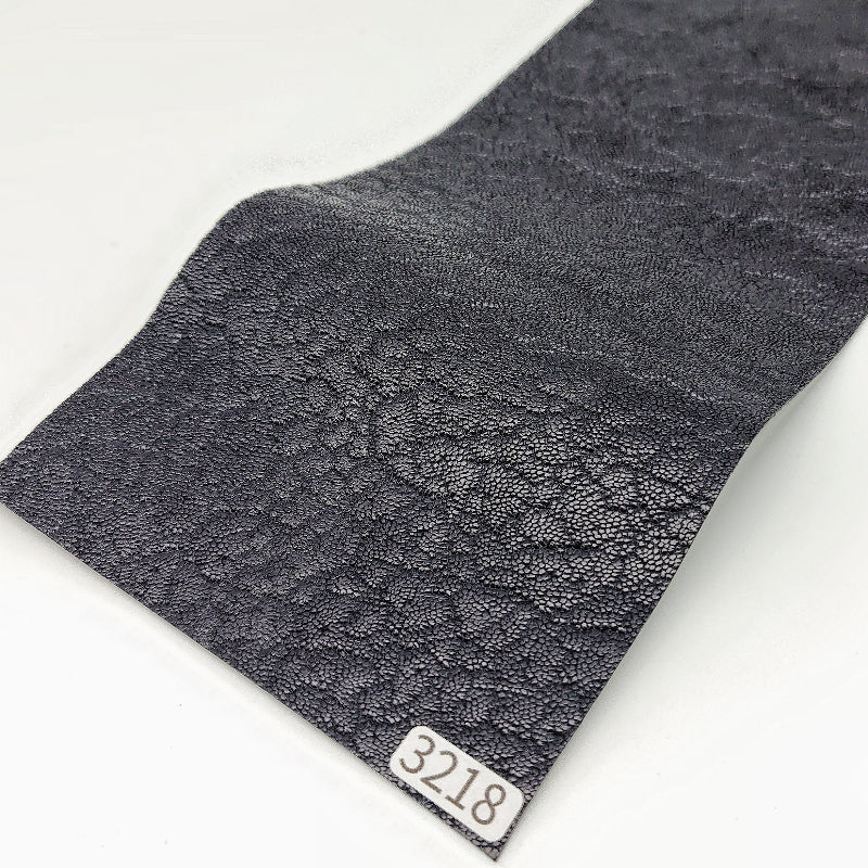 ゾウ革【33×11cm/0.7mm】ブラック/ツヤ有/Aランク/z3218