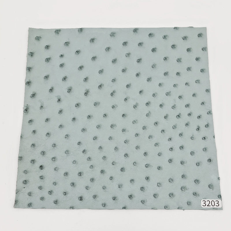 オーストリッチ革【21×21cm/0.8mm】ベビーブルー/特Aランク/d3203