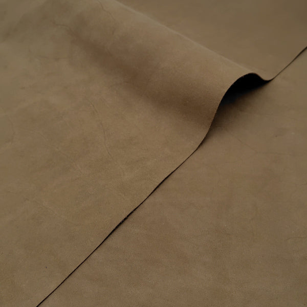 牛革【大ハギレ合計20デシ/0.6mm】カーキブラウン/ヌバック仕上/gt-241