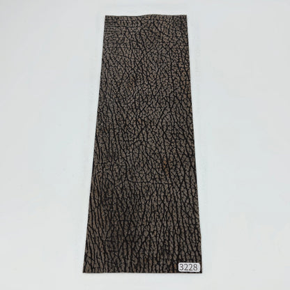 サメ革【33×11cm/0.7mm】チャコール/デニム調加工/Sランク/s3228