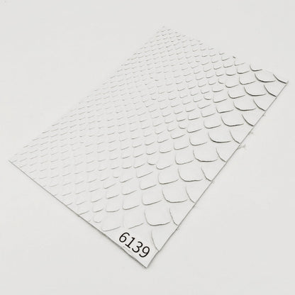 ヘビ革/Dパイソン【ハガキ/0.6mm】ホワイト/ツヤ弱/背割/Sランク/h6139