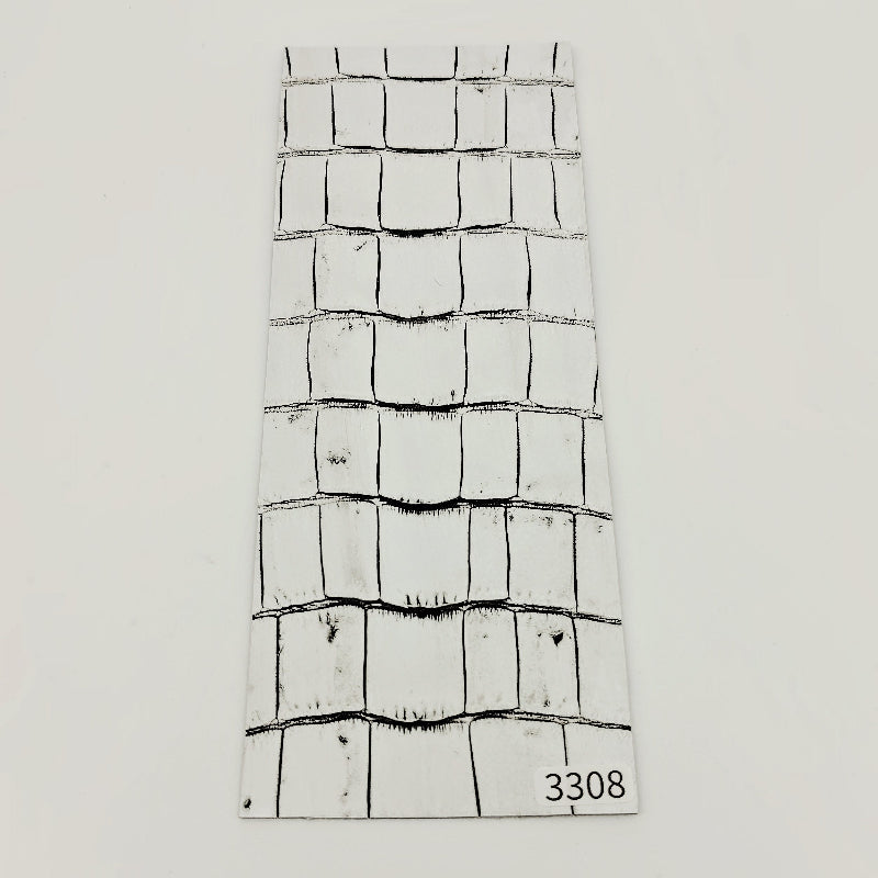 ワニ革/クロコダイル【8×21cm/1.2mm】谷黒ホワイト/Cランク/w3308