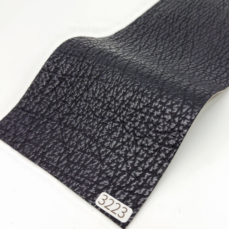 サメ革【33×11cm/0.8mm】ブラック/ツヤ弱/Bランク/s3223