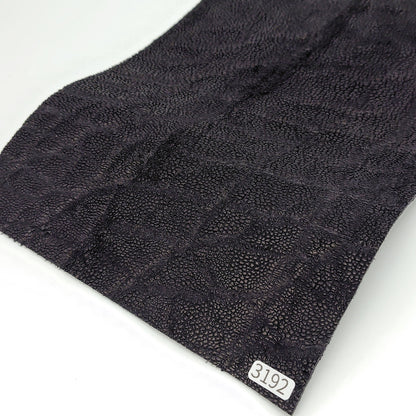 ゾウ革【A4/2.3mm】ブラック/ツヤ弱/Aランク/z3192