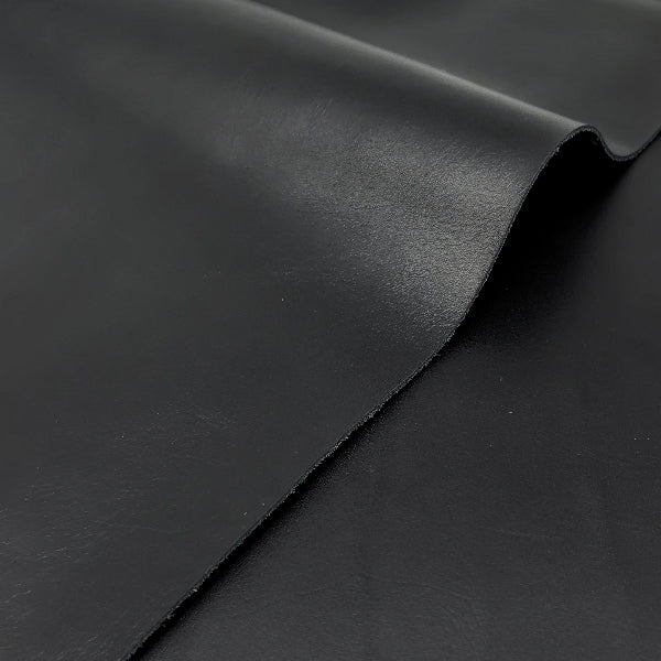 牛革【大ハギレ1枚20デシ/1.7mm】ブラック/gt-251