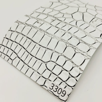 ワニ革/クロコダイル【ハガキ/1.2mm】谷黒ホワイト/Cランク/w3309